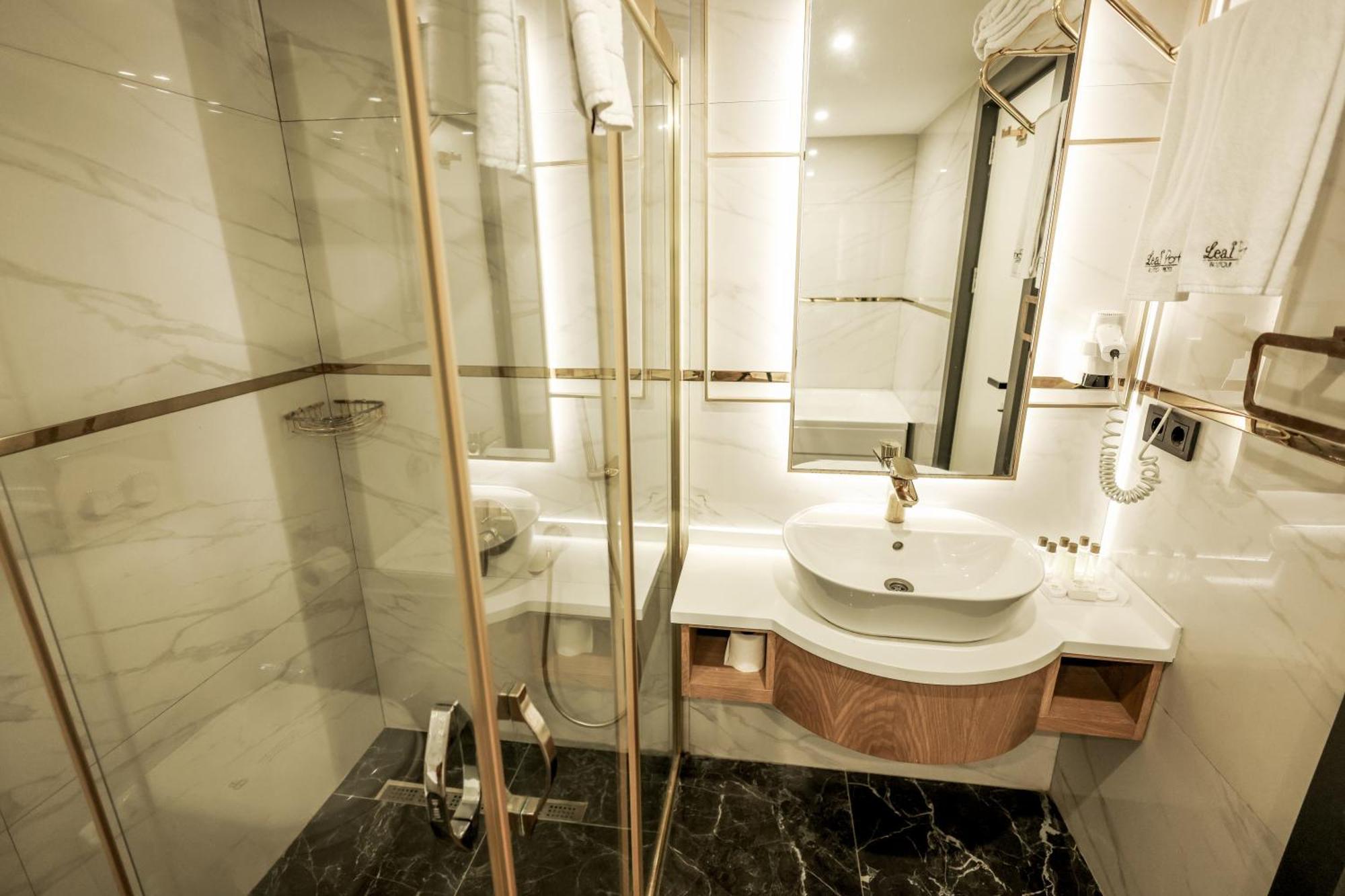 אנטליה Leaf Port Hotel מראה חיצוני תמונה